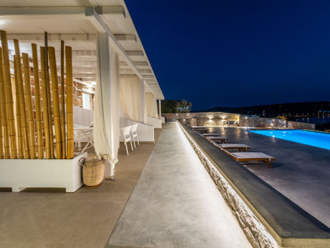 Anemi Suites