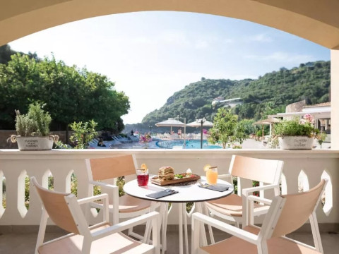 Anemolia Hotel  Stylish Suites