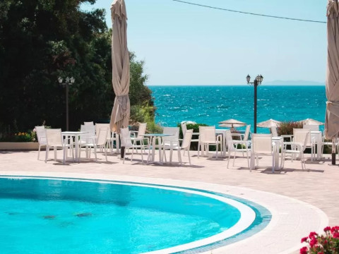 Anemolia Hotel  Stylish Suites