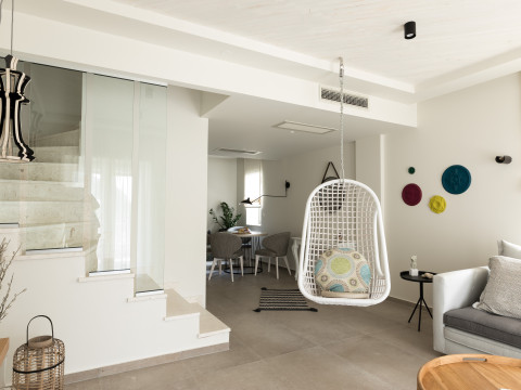 Anemolia Hotel Stylish Suites - Sarakiniko Beach
