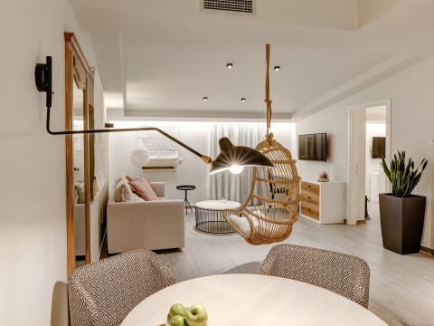 Anemolia Hotel Stylish Suites - Sarakiniko Beach
