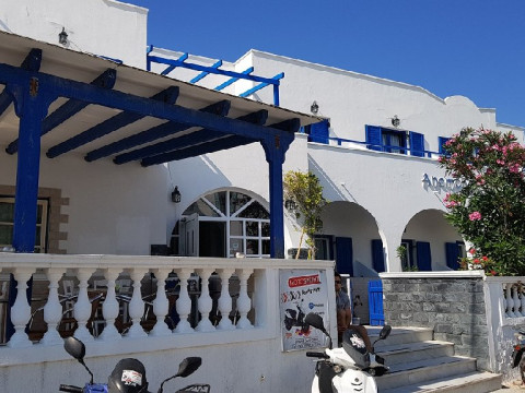 Anemones Hotel