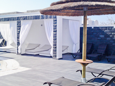 Anemones Hotel