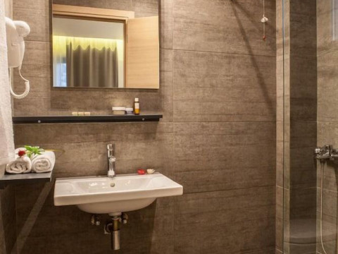 Anemos Rooms & Apartments