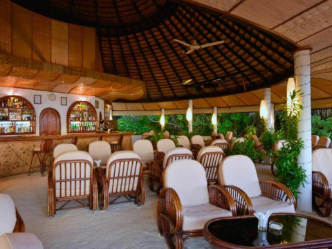 Angaga Island Resort & Spa