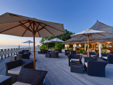 Angaga Island Resort & Spa