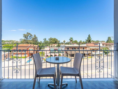 Angela Hotel & Apartments