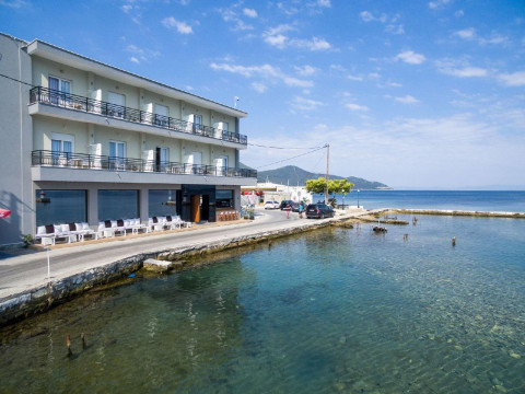 Angelica Hotel