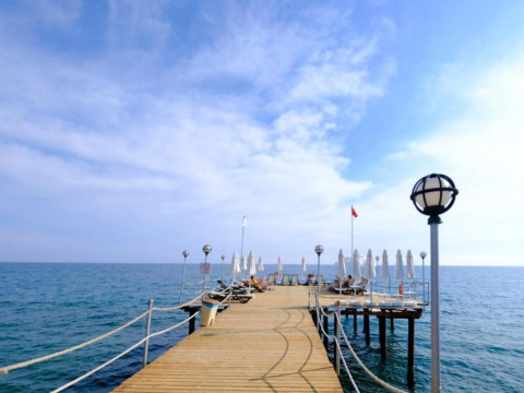 ANITAS BEACH HOTEL
