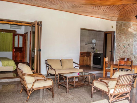 ANSE SOLEIL BEACHCOMBER M