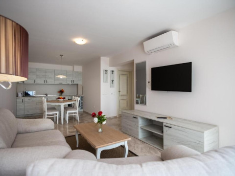 ANTIK APARTMENTS