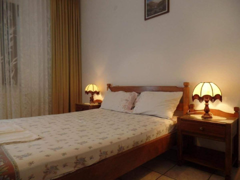 Antique The Hotel
