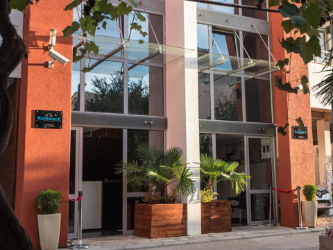 Apart-Hotel Residence