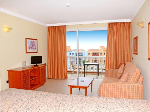 Apartamentos Callaomar