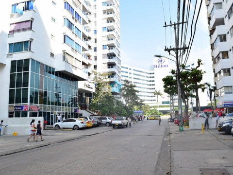 Apartamentos Con Vista Al Mar - Edificio Conquistador