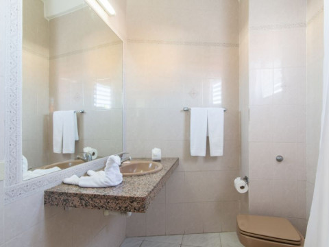 Apartamentos La Carabela