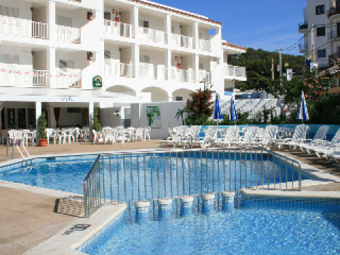 Apartamentos Oasis Sa Tanca