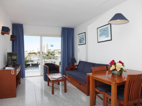 Suites Roc Portonova