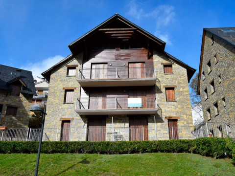 Apartamentos Sallent De Gallego 3000
