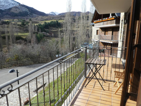 Apartamentos Sallent-Escarrilla 3000