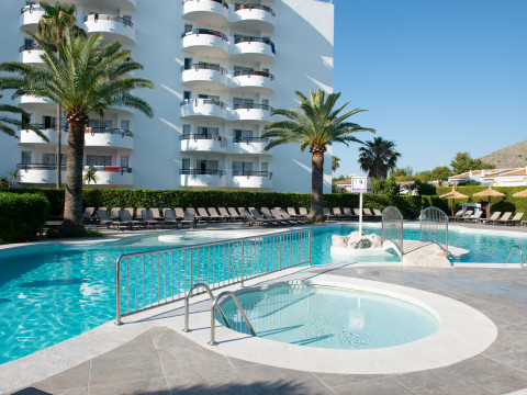 Apartamentos Alcudia Beach