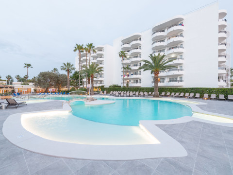 Apartamentos Alcudia Beach