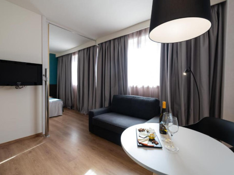 Aparthotel Atenea Barcelona
