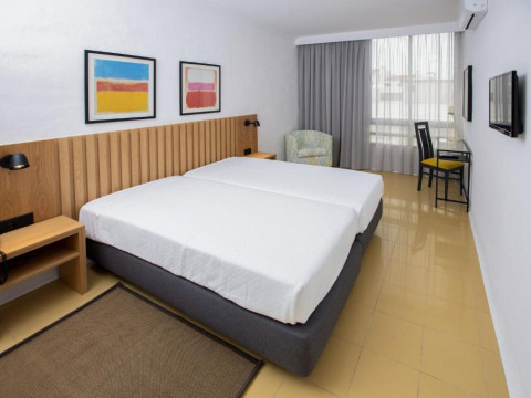 Aparthotel Foz Atlantida