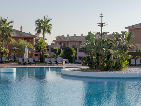 Aparthotel Ilunion Sancti Petri