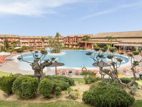 Aparthotel Ilunion Sancti Petri