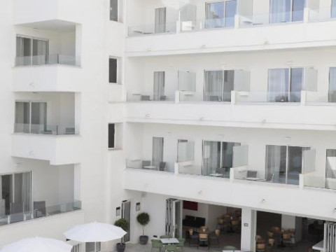 Aparthotel Marina Drach