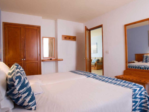 Aparthotel Playa del Sol