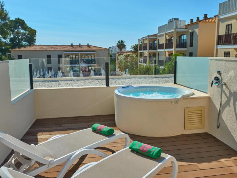 Aparthotel Protur Floriana Resort