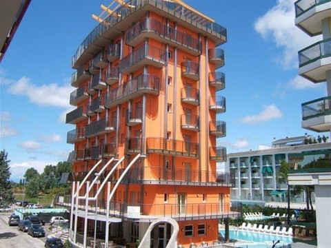 APARTHOTEL SHEILA