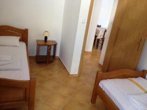 Apartments De Lara