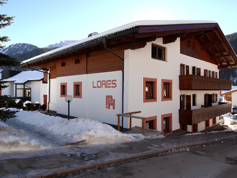 Apartments Lores