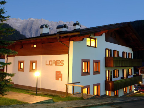 Apartments Lores