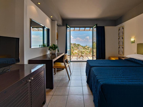 Apostolata Island Resort & Spa