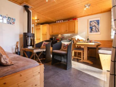 APPARTMENT ARSENE NO 2