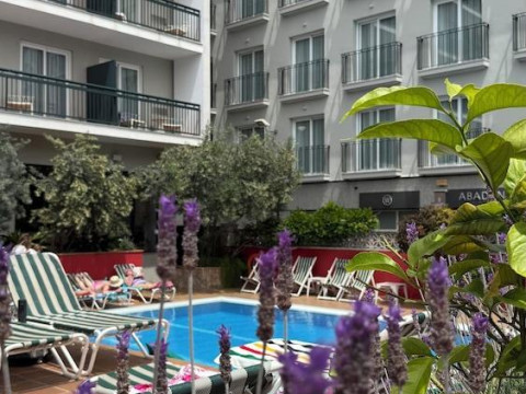 Aqua Hotel Bertran Park