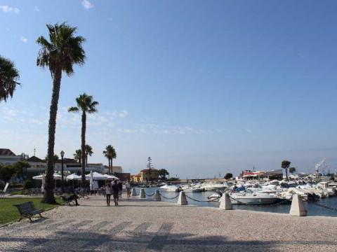 Aqua Ria Boutique Hotel