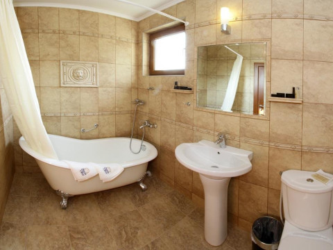 AQUA VIEW BOUTIQUE HOTEL 