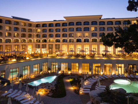 AQUAHOUSE HOTEL AND SPA