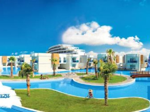 Hotel Aquasis Deluxe Resort & Spa