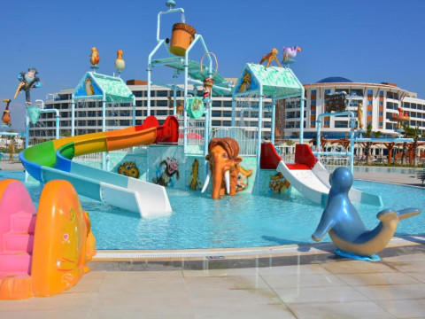 Hotel Aquasis Deluxe Resort & Spa