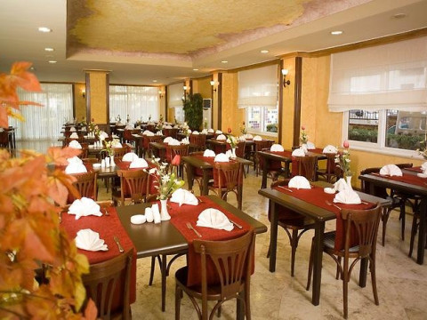 Arabella World Hotel