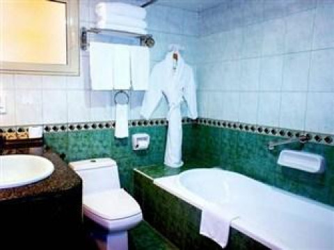 ARABIAN COURTYARD HOTEL AND SPA