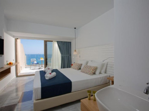 ARCHIPELAGOS RESIDENCE