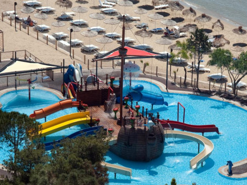 ARIA CLAROS BEACH & SPA RESORT 