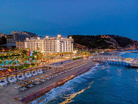 Aria Resort & Spa